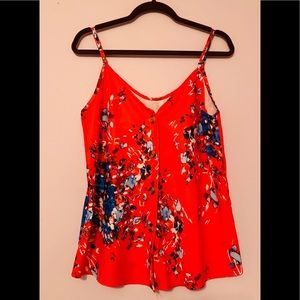 Red tank blouse floral pattern.  Women’s Med
